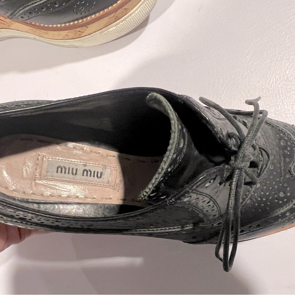 Woman’s shoes